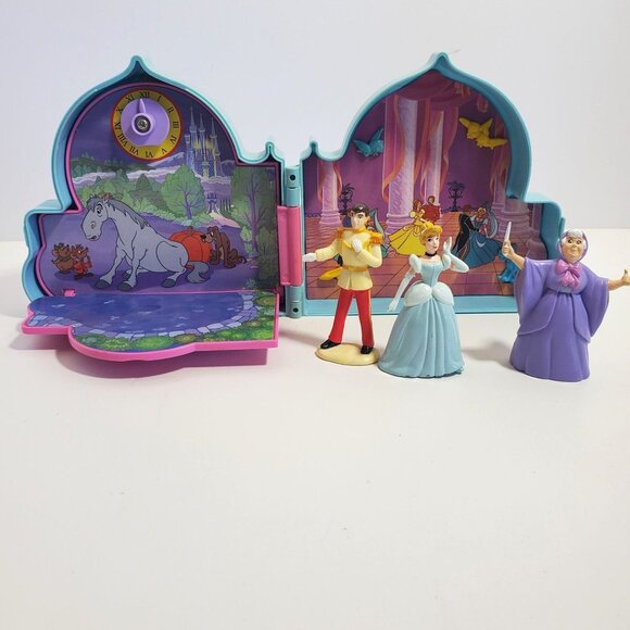 Cinderella Once Upon A Time Folding Playset Blue 3 Figures Complete Vintage 90s - Picture 1 of 15